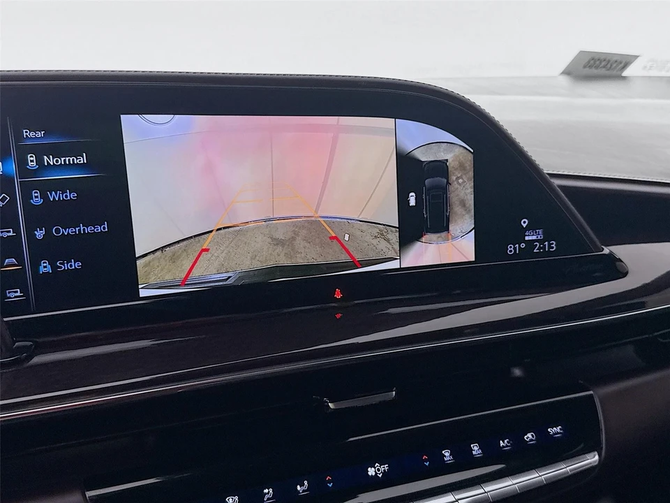 2022 Cadillac Escalade 5th Gen - Image 13 of 21