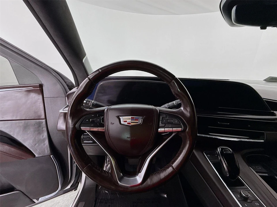 2022 Cadillac Escalade 5th Gen - Image 11 of 21