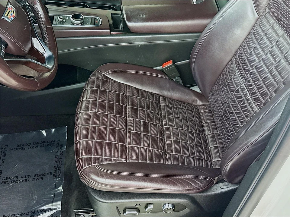 2022 Cadillac Escalade 5th Gen - Image 19 of 21
