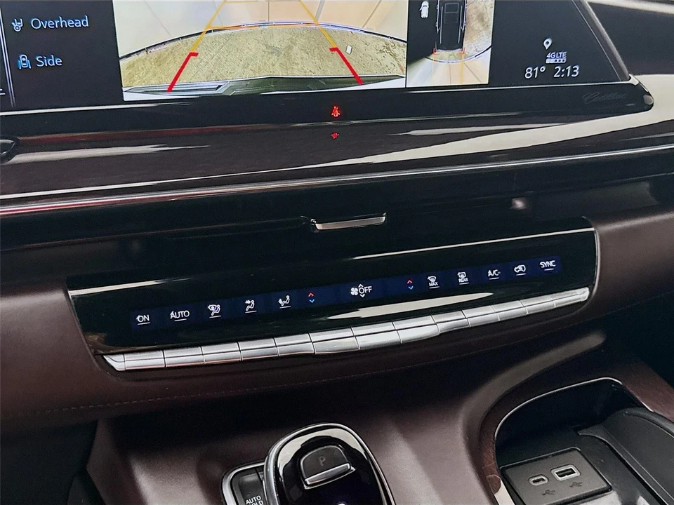 2022 Cadillac Escalade 5th Gen - Image 15 of 21