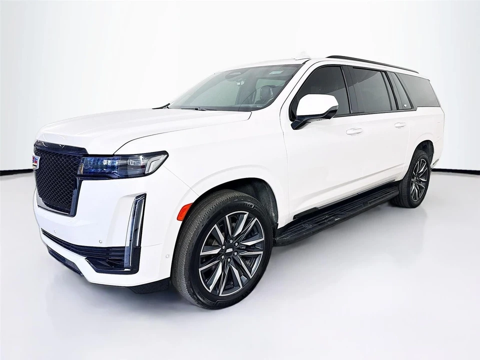 2022 Cadillac Escalade 5th Gen - Image 3 of 15