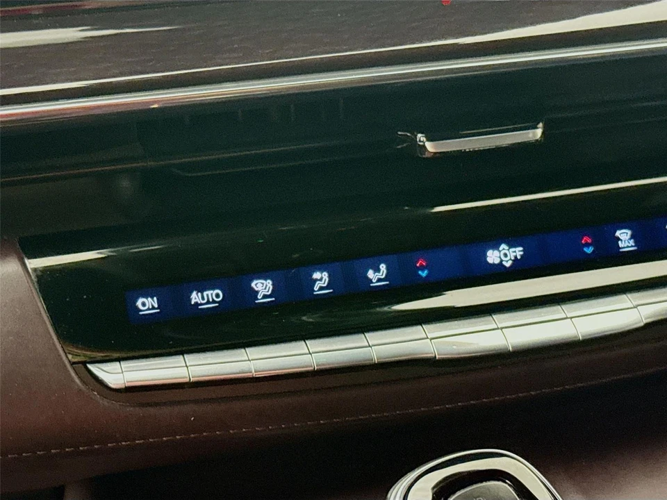 2022 Cadillac Escalade 5th Gen - Image 20 of 21