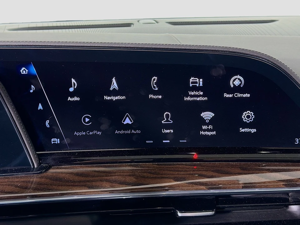 2022 Cadillac Escalade 5th Gen - Image 17 of 21