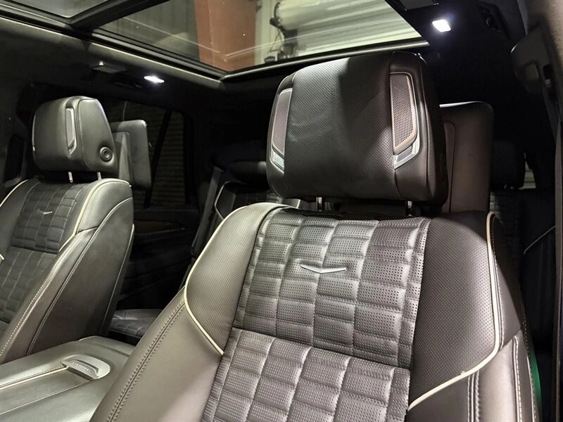 2022 Cadillac Escalade 5th Gen - Image 13 of 21