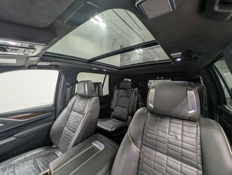 2022 Cadillac Escalade 5th Gen - Image 4 of 13