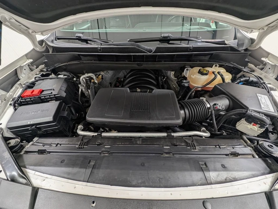 2022 Cadillac Escalade 5th Gen - Image 12 of 13