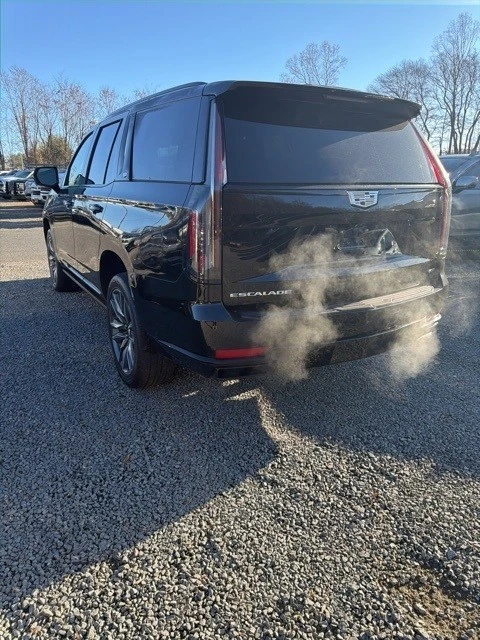 2022 Cadillac Escalade 5th Gen - Image 4 of 12