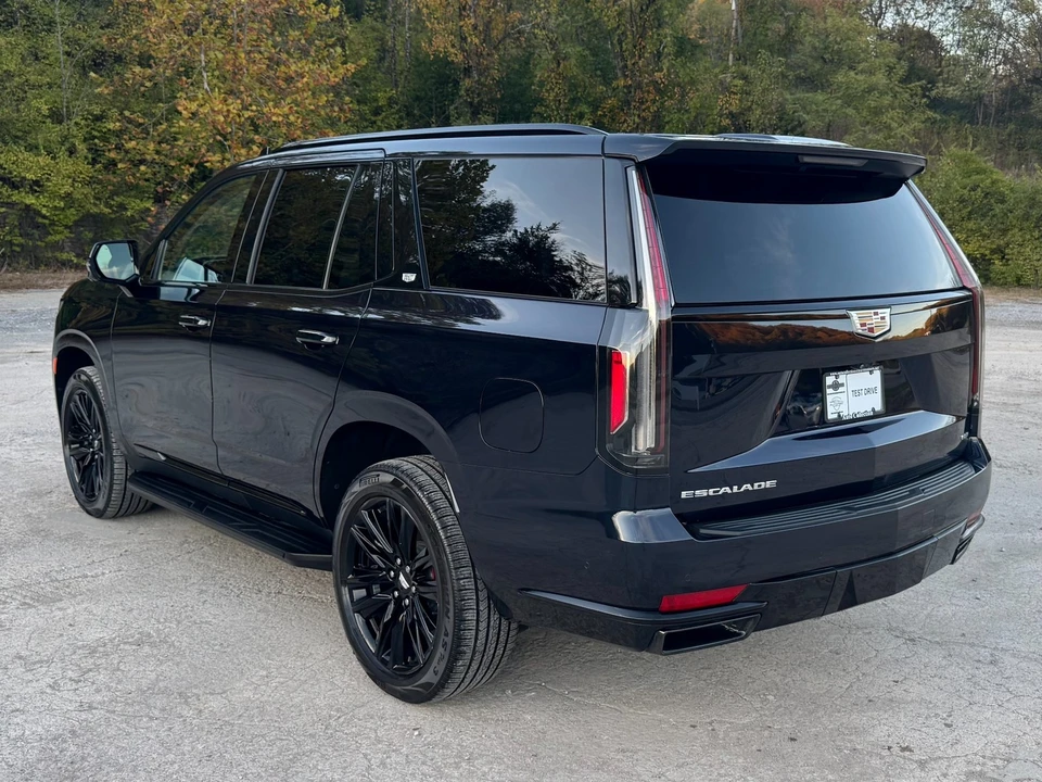 2022 Cadillac Escalade 5th Gen - Image 4 of 12