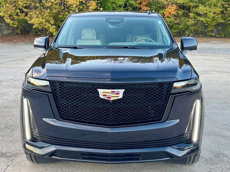 2022 Cadillac Escalade 5th Gen - Image 5 of 12