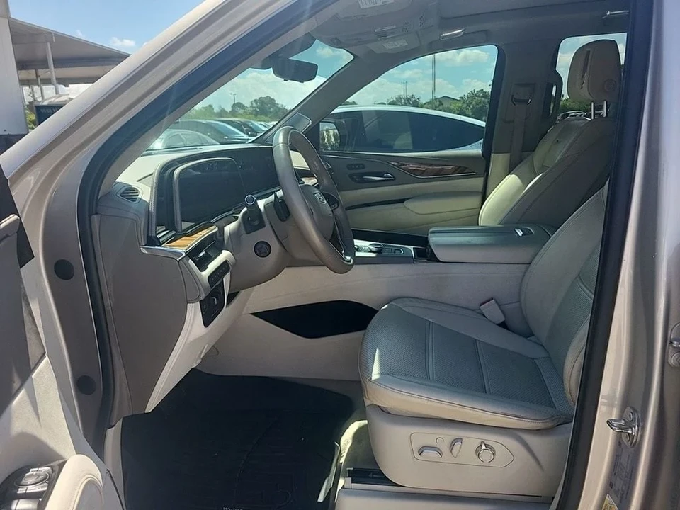 2022 Cadillac Escalade 5th Gen - Image 12 of 12