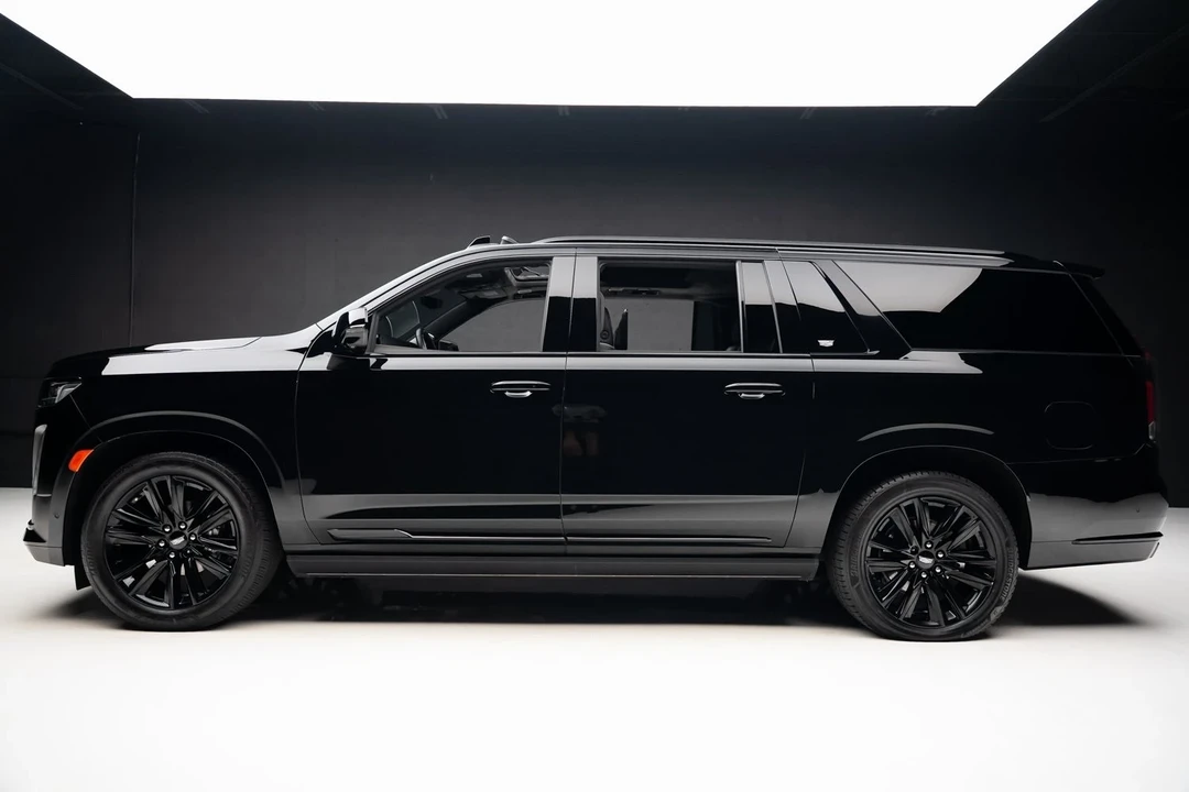 2022 Cadillac Escalade 5th Gen - Image 16 of 21