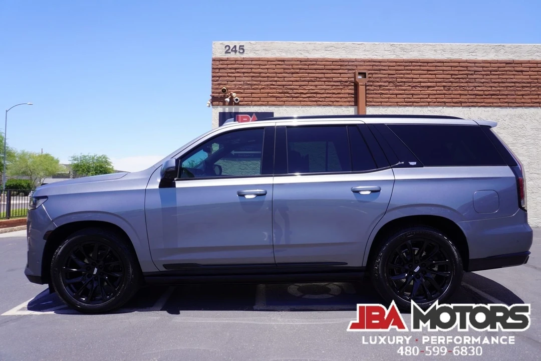 2022 Cadillac Escalade 5th Gen - Image 9 of 12