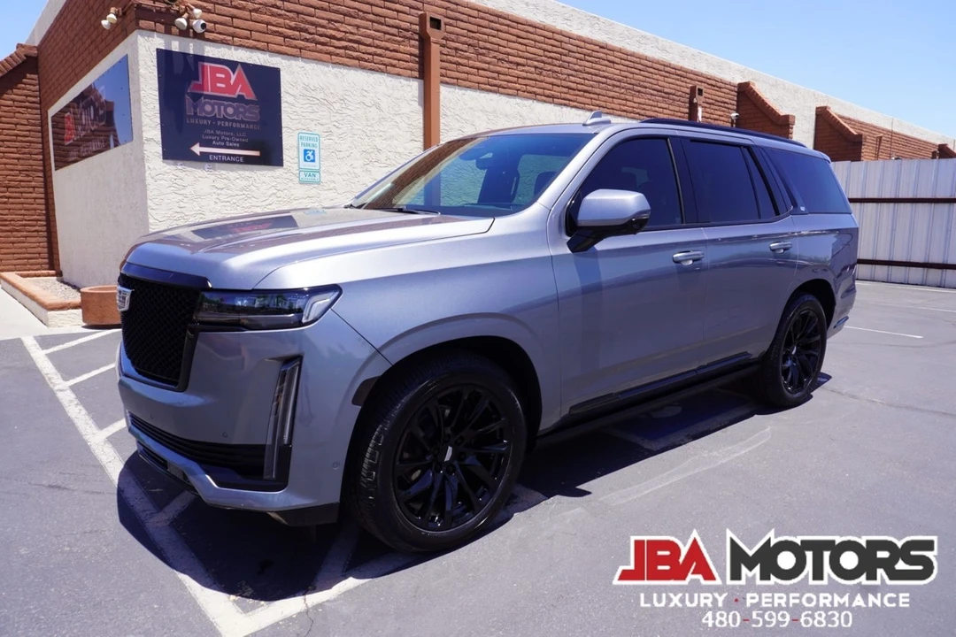 2022 Cadillac Escalade 5th Gen - Image 11 of 12