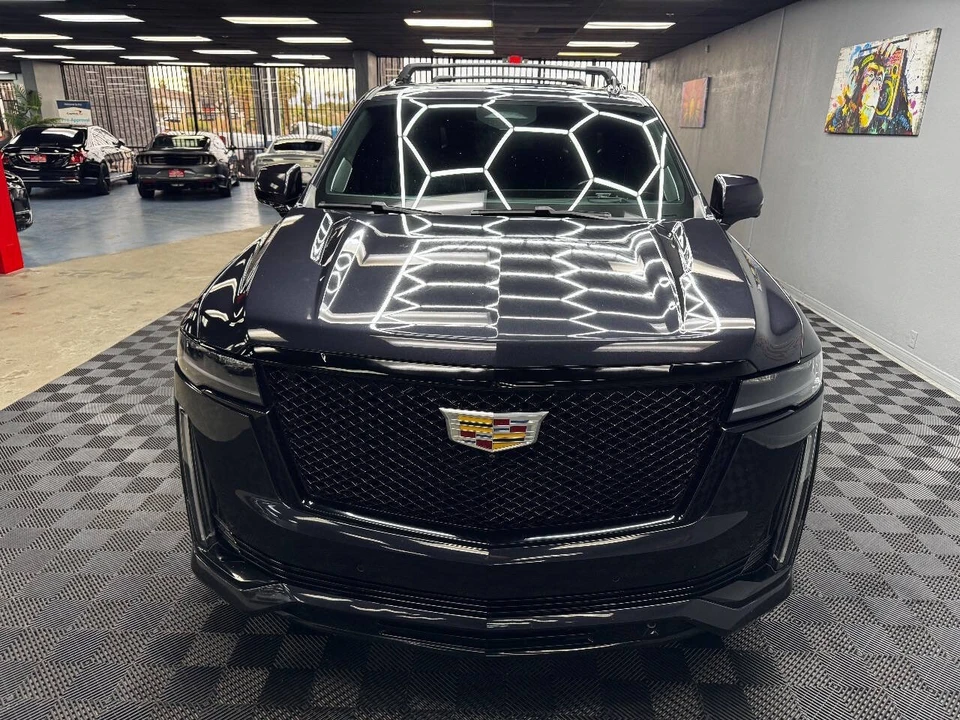 2022 Cadillac Escalade 5th Gen - Image 5 of 12