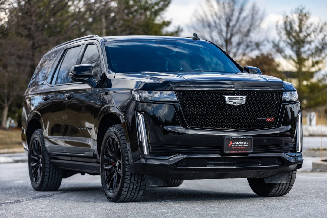 2022 Cadillac Escalade 5th Gen - Image 2 of 31