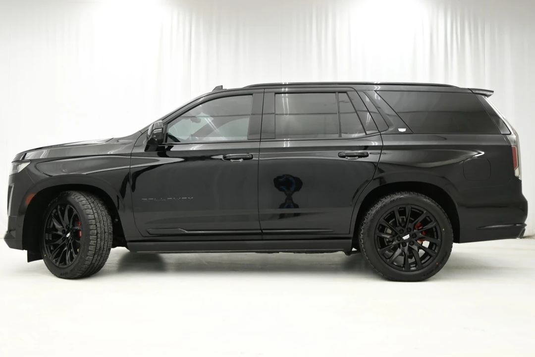 2022 Cadillac Escalade 5th Gen - Image 22 of 31