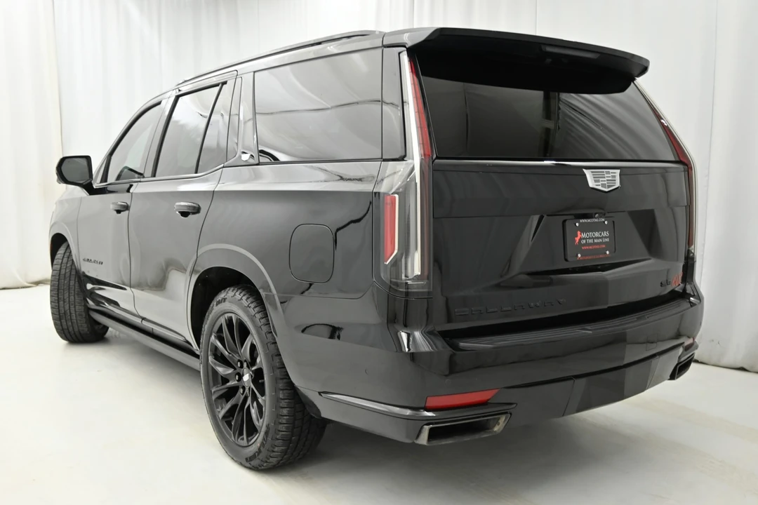 2022 Cadillac Escalade 5th Gen - Image 24 of 31