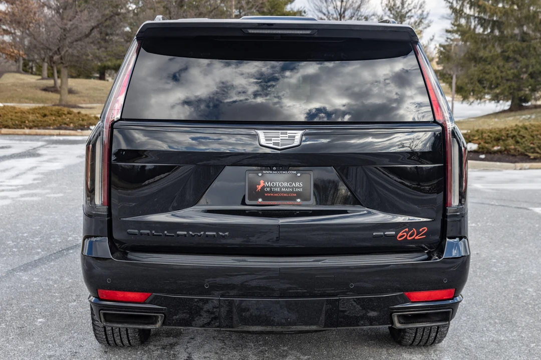 2022 Cadillac Escalade 5th Gen - Image 12 of 31