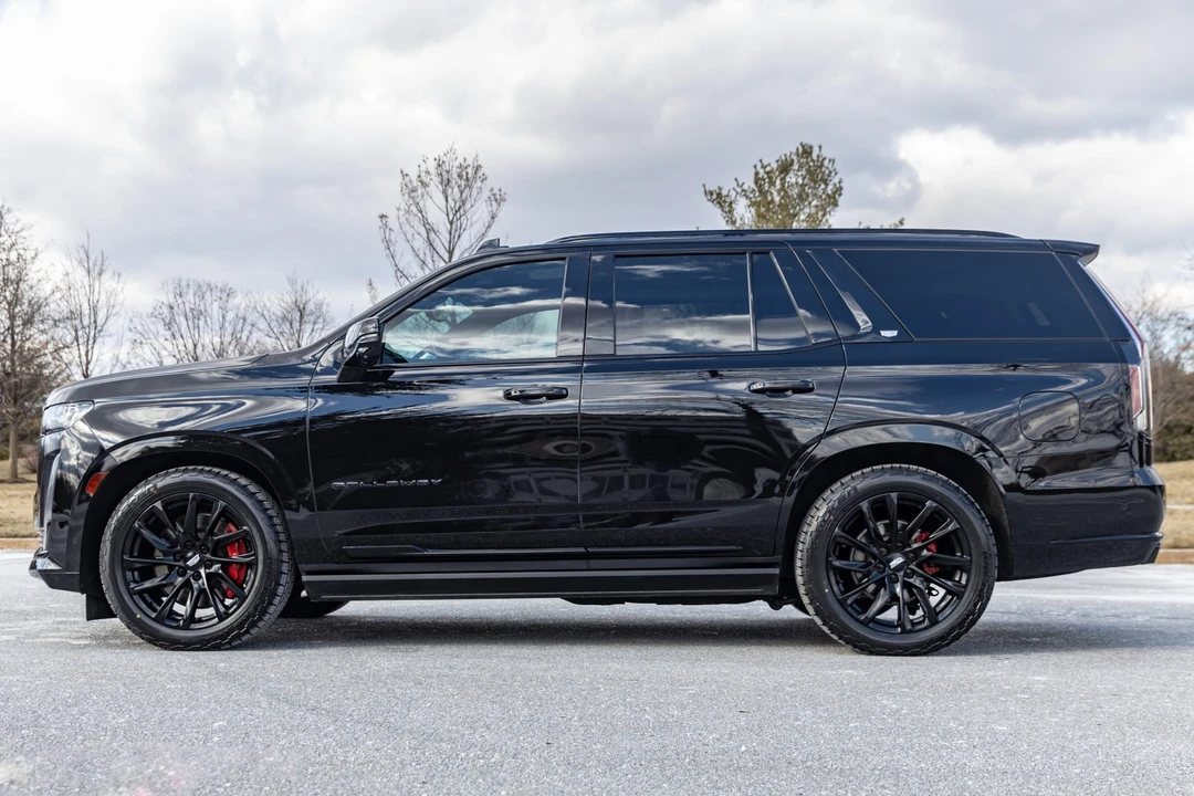 2022 Cadillac Escalade 5th Gen - Image 10 of 31
