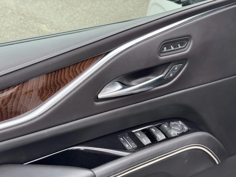 2022 Cadillac Escalade 5th Gen - Image 20 of 21