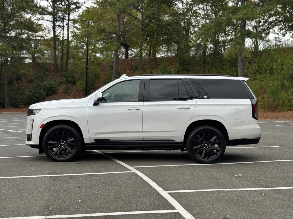 2022 Cadillac Escalade 5th Gen - Image 6 of 21