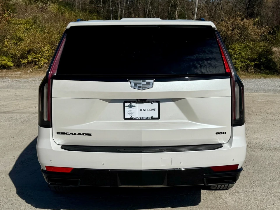 2022 Cadillac Escalade 5th Gen - Image 6 of 21