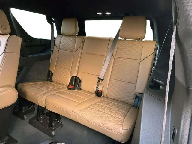 2022 Cadillac Escalade 5th Gen - Image 18 of 21