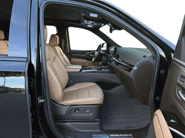 2022 Cadillac Escalade 5th Gen - Image 12 of 21