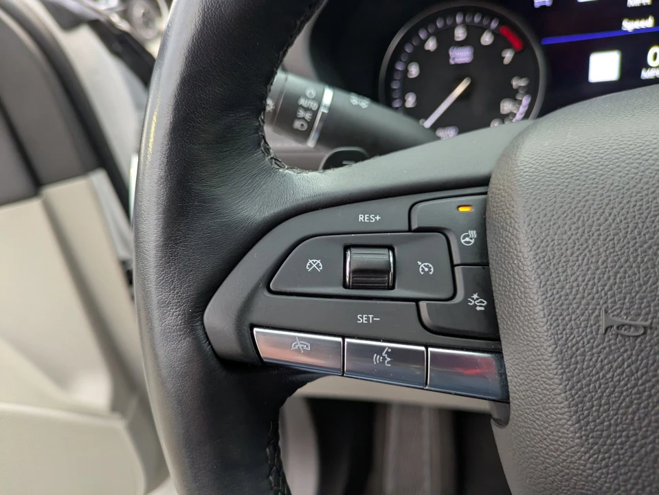 2022 Cadillac XT4 - Image 18 of 21