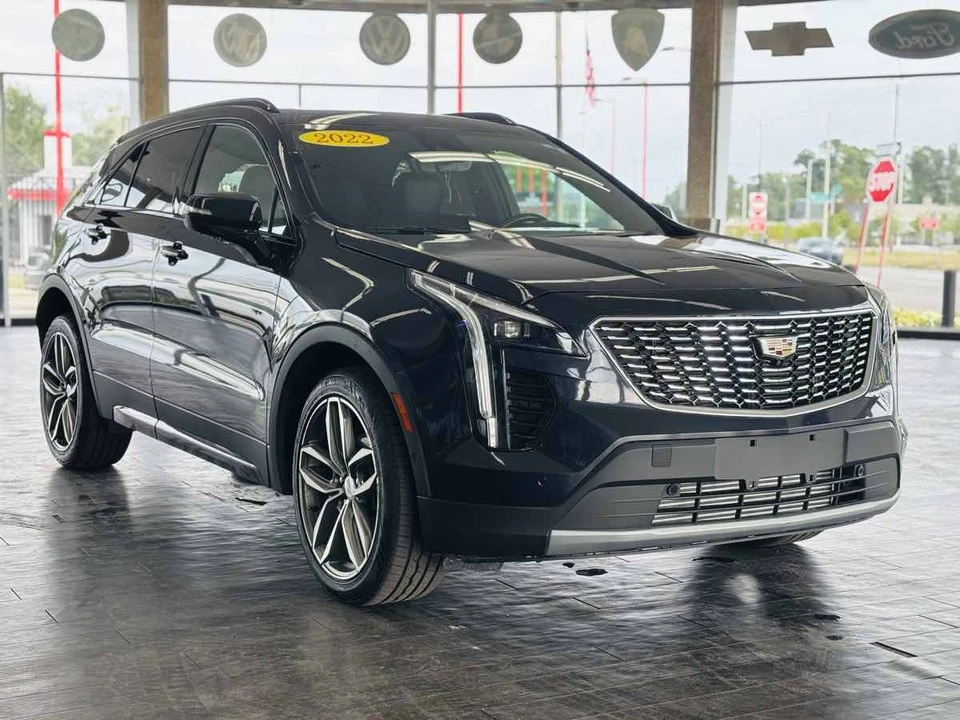 2022 Cadillac XT4 - Image 4 of 31