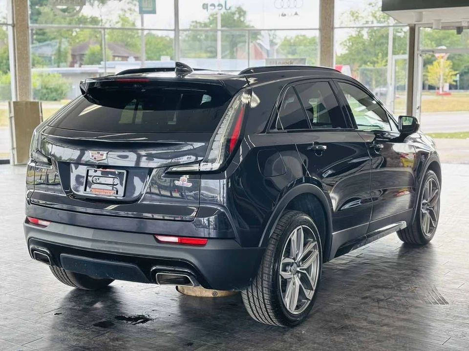 2022 Cadillac XT4 - Image 7 of 31