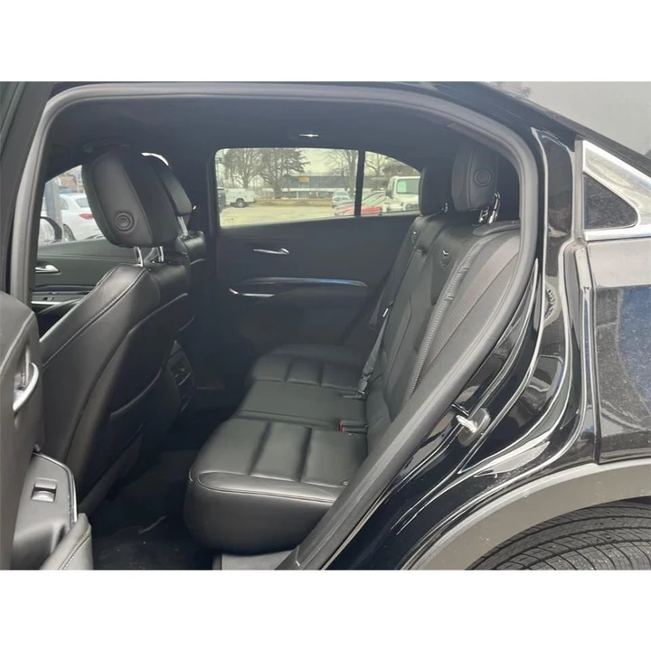 2022 Cadillac XT4 - Image 13 of 19