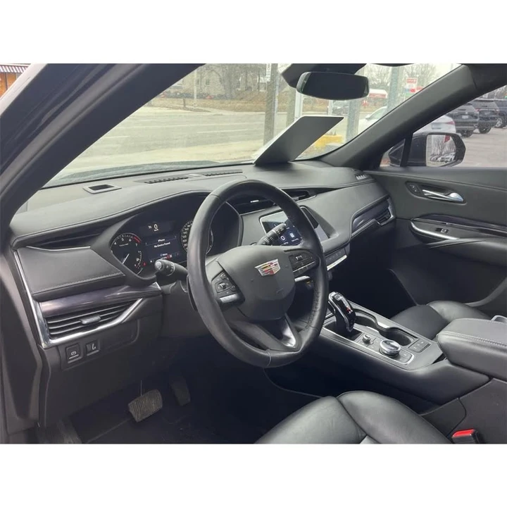 2022 Cadillac XT4 - Image 15 of 19