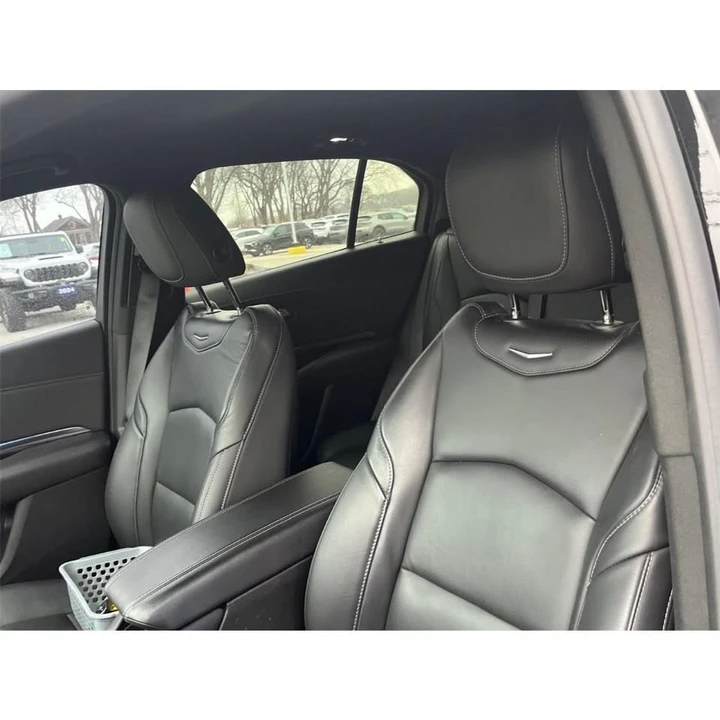 2022 Cadillac XT4 - Image 18 of 19