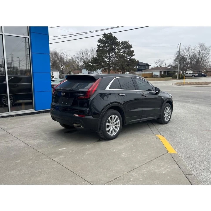 2022 Cadillac XT4 - Image 5 of 19