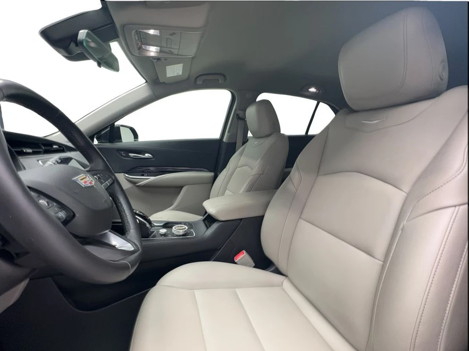 2022 Cadillac XT4 - Image 20 of 21