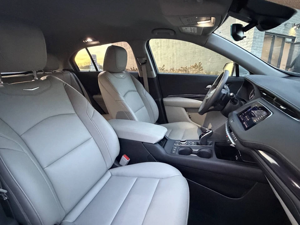 2022 Cadillac XT4 - Image 13 of 19
