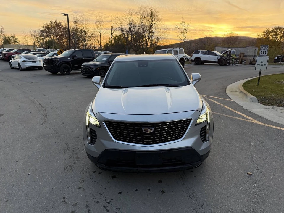 2022 Cadillac XT4 - Image 2 of 19