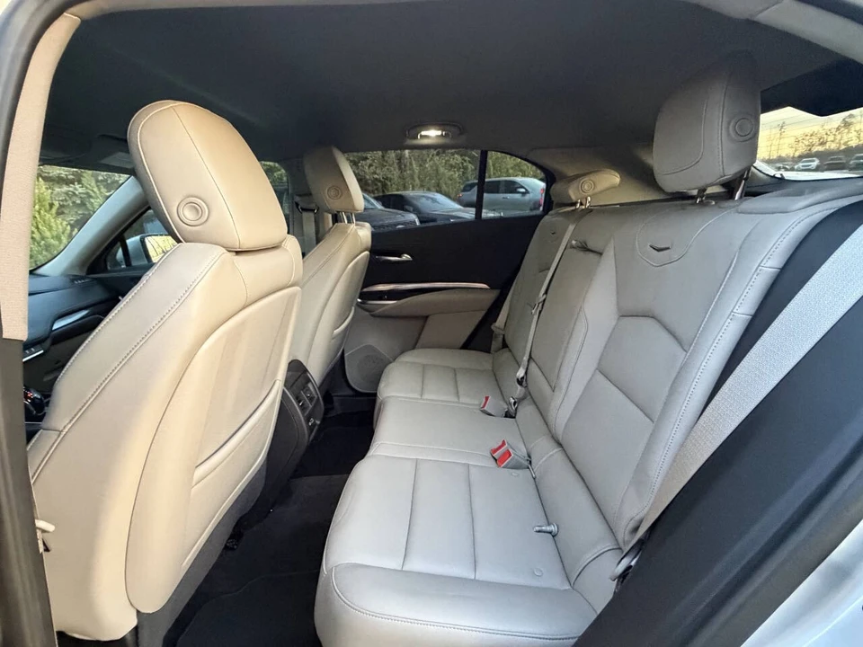 2022 Cadillac XT4 - Image 9 of 19