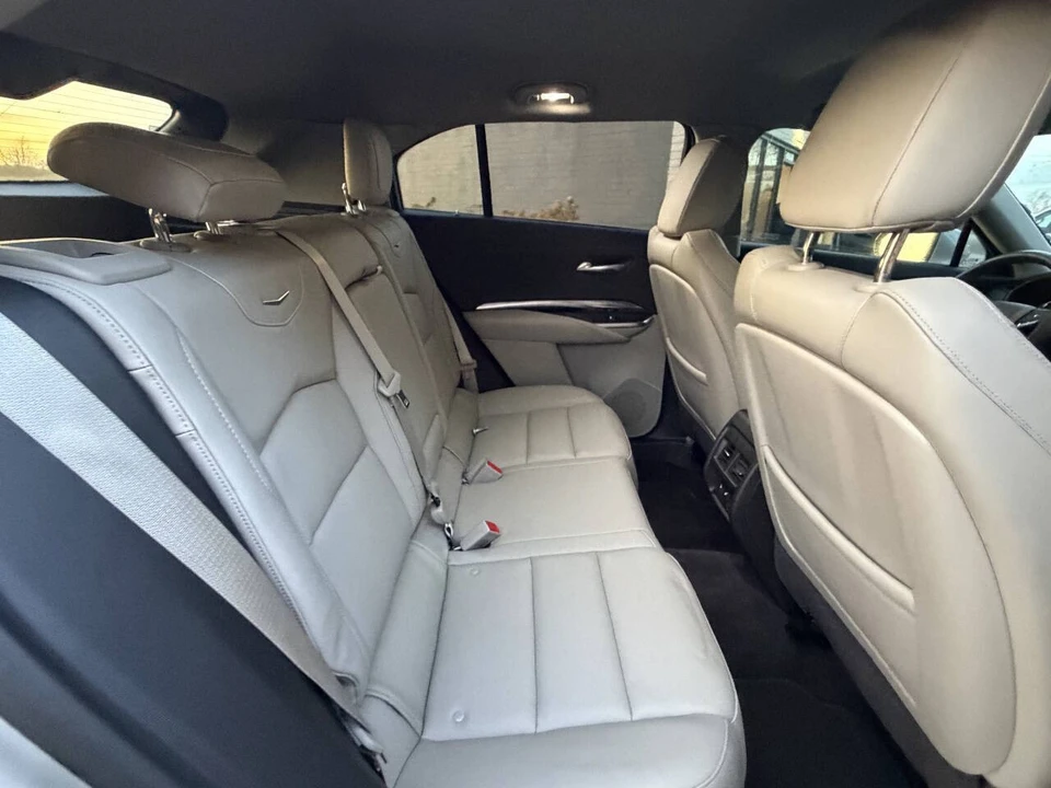 2022 Cadillac XT4 - Image 15 of 19
