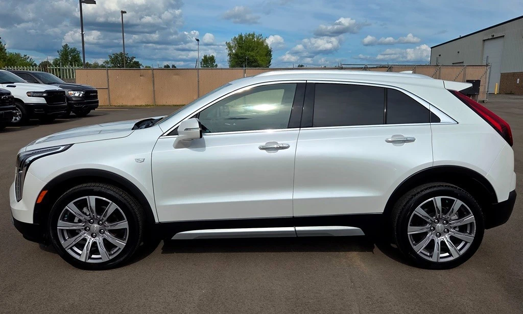 2022 Cadillac XT4 - Image 7 of 31
