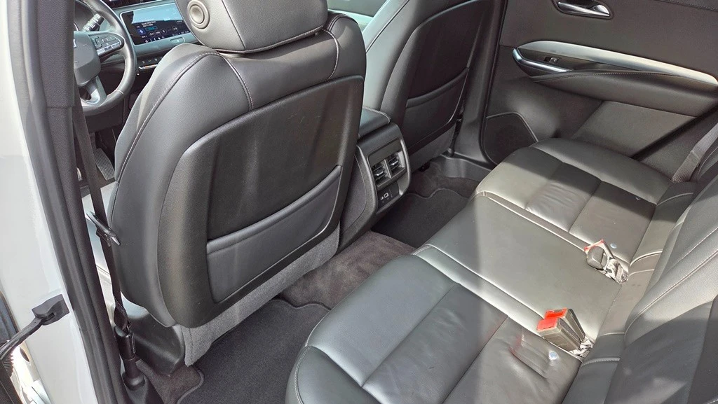 2022 Cadillac XT4 - Image 18 of 31