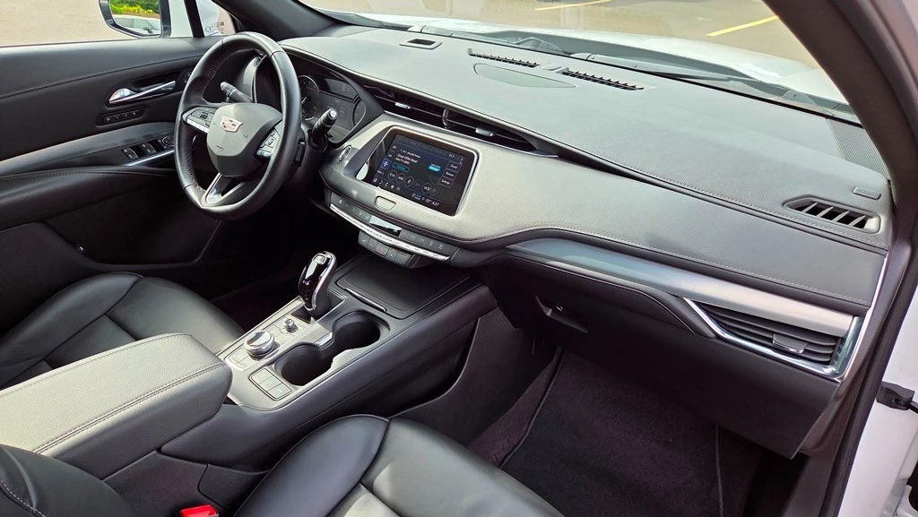 2022 Cadillac XT4 - Image 23 of 31