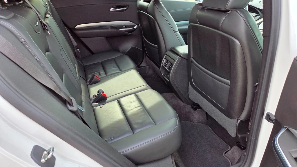 2022 Cadillac XT4 - Image 21 of 31