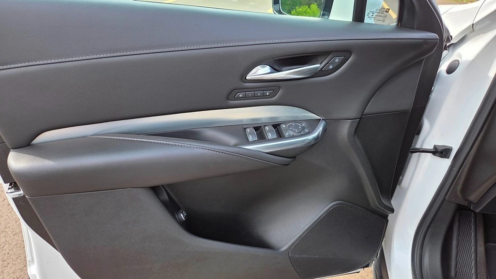 2022 Cadillac XT4 - Image 15 of 31