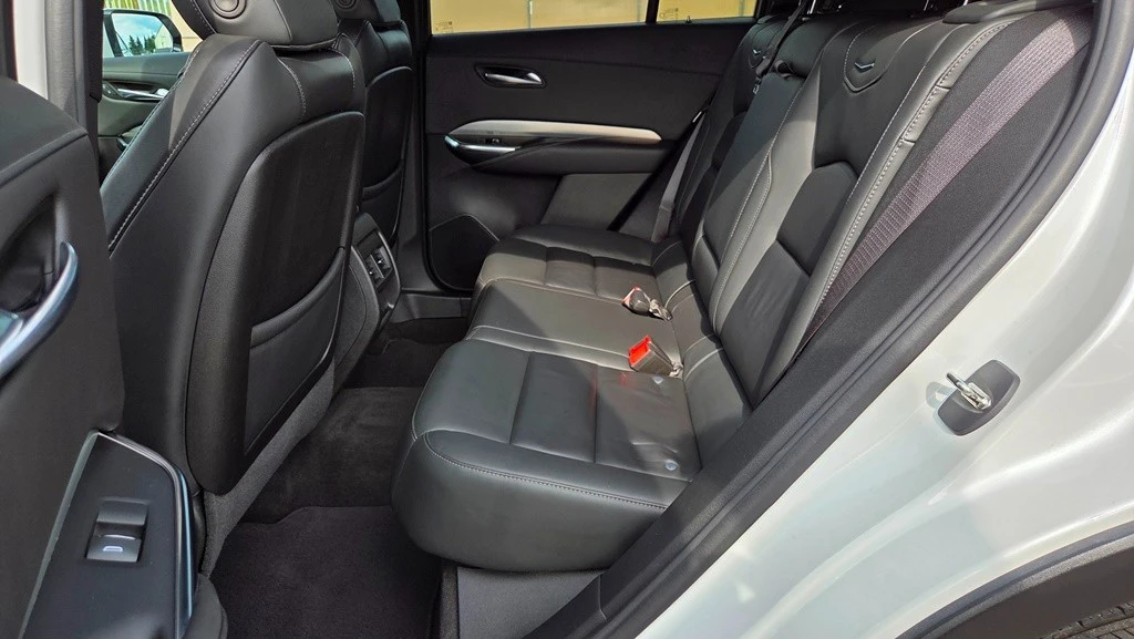 2022 Cadillac XT4 - Image 17 of 31