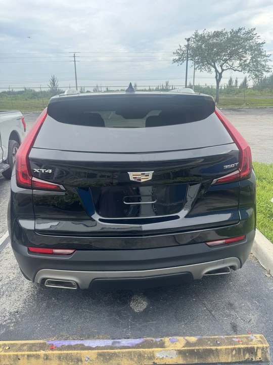 2022 Cadillac XT4 - Image 9 of 14