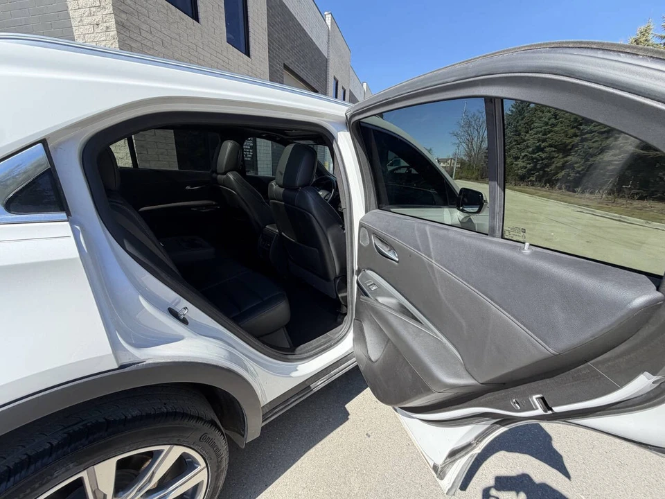 2022 Cadillac XT4 - Image 15 of 21