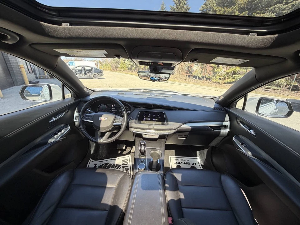 2022 Cadillac XT4 - Image 18 of 21