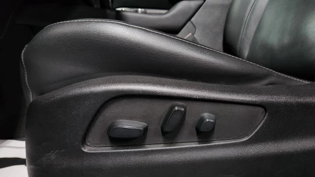 2022 Cadillac XT4 - Image 10 of 12